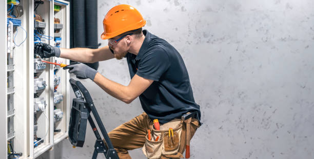 Best Circuit Breaker Repair  in Roosevelt Gardens, FL